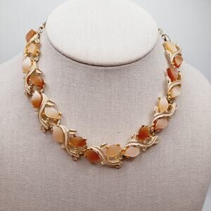 Vintage Moonglow Leaf Choker Necklace Beige Tan Gold Tone 16” Adjustable